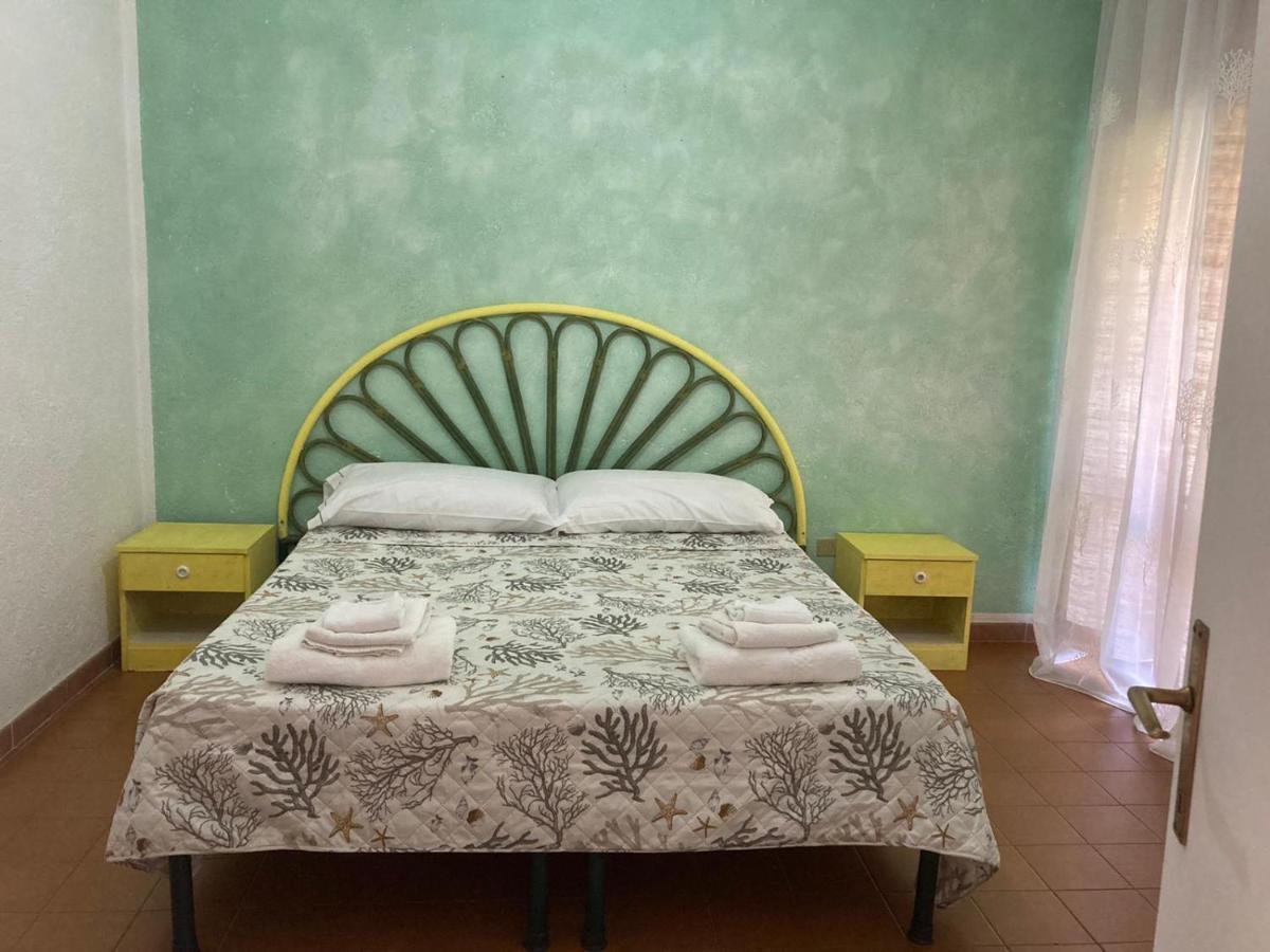 Le Gemme Di Mirto Aparthotel Palau Eksteriør bilde